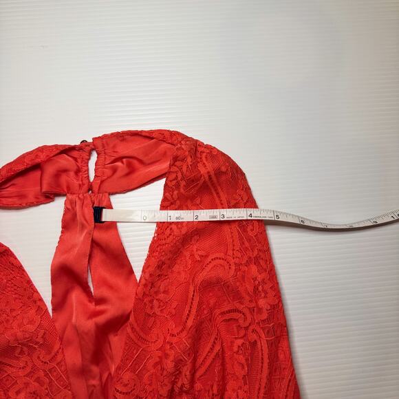 Bebe Lace Halter Peplum Top Poppy Red Women’s Small Plunge Satin Waist Y2K Party - Picture 10 of 16